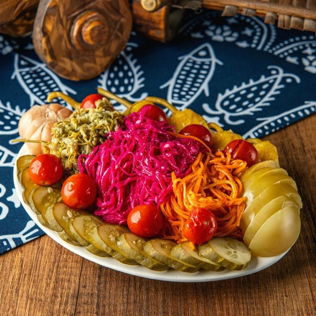 ცივი კერძები · Cold Dishes