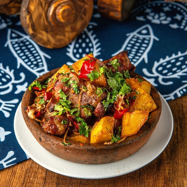 ცხელი კერძები · Hot Dishes